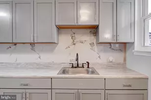 23 N 6th St, Shamokin, PA 17872 - Photo 10