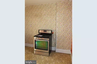 8 N Locust Street, Coal Township, PA 17866 - Photo 10