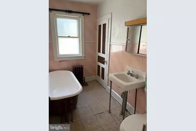 8 N Locust Street, Coal Township, PA 17866 - Photo 16