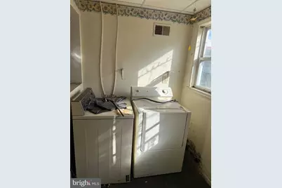 323 S Grape Street, Mt Carmel, PA 17851 - Photo 6