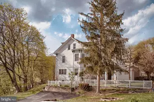 711 Clay St, Shamokin, PA 17872 - Photo 2