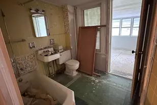 228 E 7th St, Mount Carmel, PA 17851 - Photo 34