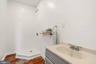 335 W 6th St, Mount Carmel, PA 17851 - Photo 16