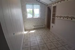 1548 W Independence St, Coal Township, PA 17866 - Photo 12