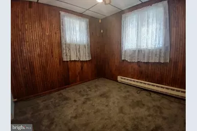 1548 W Independence Street, Coal Township, PA 17866 - Photo 8