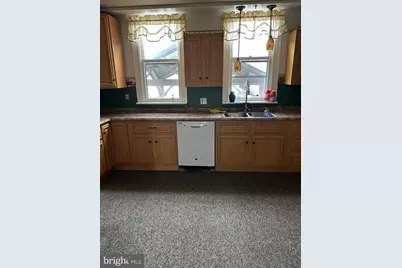 136 S Market Street, Shamokin, PA 17872 - Photo 16
