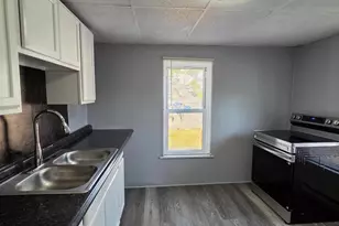 351 S 5th St, Shamokin, PA 17872 - Photo 10