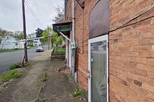 600 W Pine St, Shamokin, PA 17872 - Photo 14