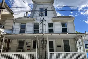916 W Wood St, Coal Township, PA 17866 - Photo 2