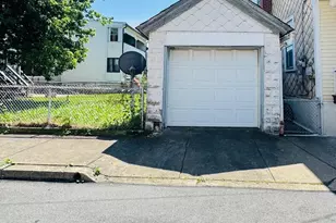 100 S Shamokin St, Shamokin, PA 17872 - Photo 4