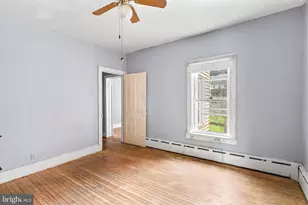826 E Race St, Shamokin, PA 17872 - Photo 12