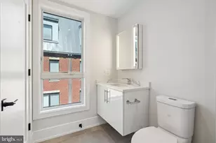 2006 Renaissance Walk, Philadelphia, PA 19145 - Photo 46