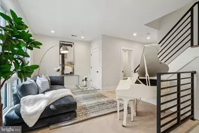 2006 Renaissance Walk, Philadelphia, PA 19145 - Photo 10