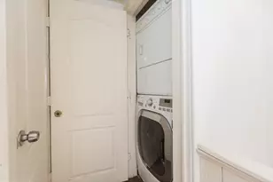 318 N 32nd St, Philadelphia, PA 19104 - Photo 10