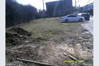 638 W Rockland Street, Philadelphia, PA 19120 - Photo 2