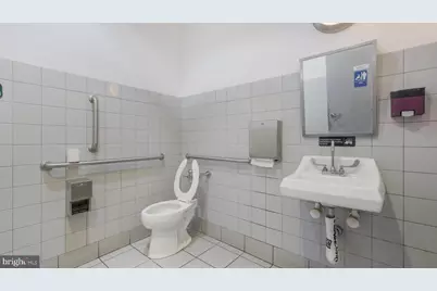 2200 Arch Street #103, Philadelphia, PA 19103 - Photo 38