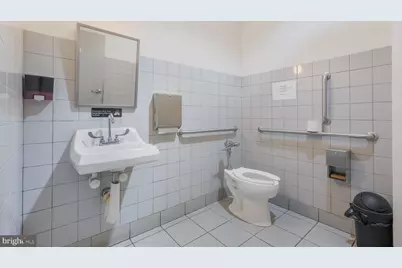 2200 Arch Street #103, Philadelphia, PA 19103 - Photo 34