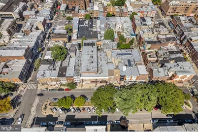 325 Bainbridge Street, Philadelphia, PA 19147 - Photo 10