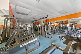 325 Bainbridge St, Philadelphia, PA 19147 - Photo 34