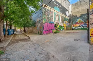 325 Bainbridge St, Philadelphia, PA 19147 - Photo 16