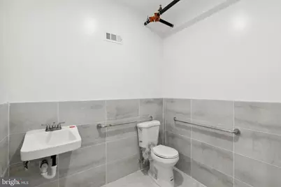 2118 W Oxford Street, Philadelphia, PA 19121 - Photo 32