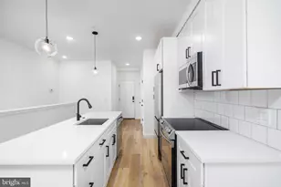 1729 Francis St, Philadelphia, PA 19130 - Photo 14