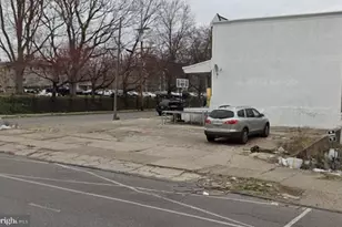 5688 Magnolia St, Philadelphia, PA 19144 - Photo 2