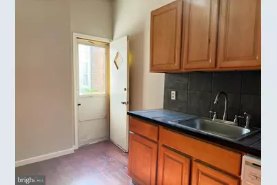 1018 Jackson Street, Philadelphia, PA 19148 - Photo 4