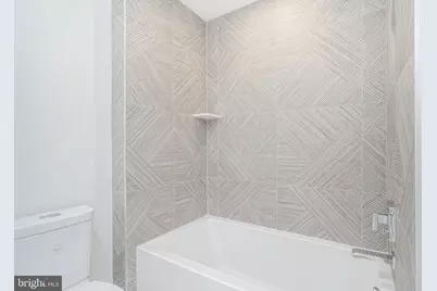 2002 Renaissance Walk # 2, Philadelphia, PA 19145 - Photo 38