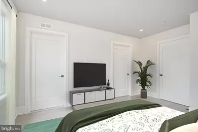 2002 Renaissance Walk # 2, Philadelphia, PA 19145 - Photo 42