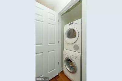 22 S Front Street #305, Philadelphia, PA 19106 - Photo 12