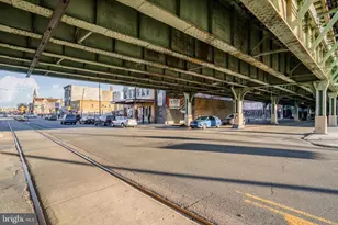 975 N 9th St, Philadelphia, PA 19123 - Photo 18
