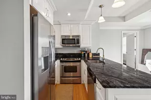 1701 Locust St, Philadelphia, PA 19103 - Photo 10