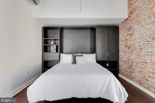 10532 S 12th St, Philadelphia, PA 19107 - Photo 36