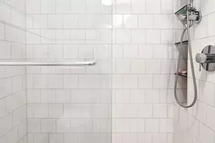 2212 St James Pl, Philadelphia, PA 19103 - Photo 30