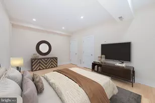 629 S 13th St, Philadelphia, PA 19147 - Photo 34