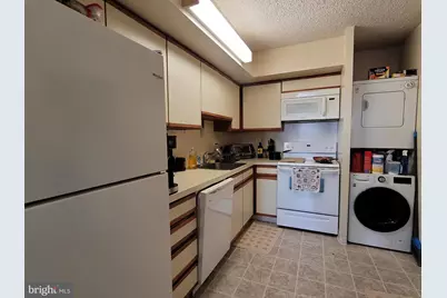 530 S 2nd St #610, Philadelphia, PA 19147 - Photo 6