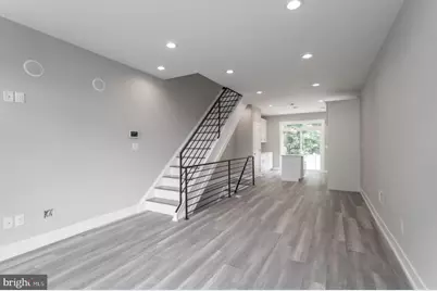 1425 S Hanson Street, Philadelphia, PA 19143 - Photo 2