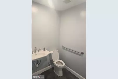 5925-27 Ridge Avenue #FRONT, Philadelphia, PA 19128 - Photo 8