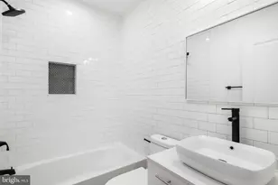 1949 N 32nd St, Philadelphia, PA 19121 - Photo 8