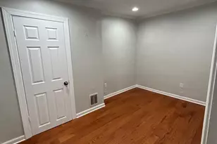 1502 E Berks, Philadelphia, PA 19125 - Photo 10