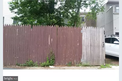 1422 N Orianna Street, Philadelphia, PA 19122 - Photo 2