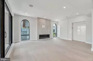 160 N 2nd St, Philadelphia, PA 19106 - Photo 14