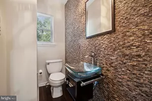 6833 Musgrave St, Philadelphia, PA 19119 - Photo 8