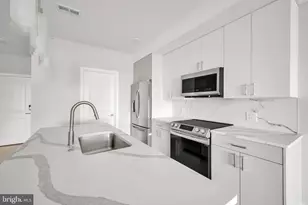 700 Moyer St, Philadelphia, PA 19125 - Photo 14