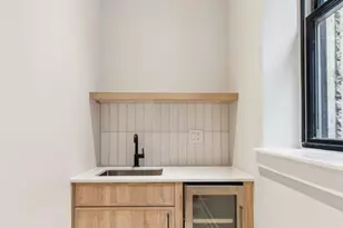 338 S Hicks St, Philadelphia, PA 19102 - Photo 48