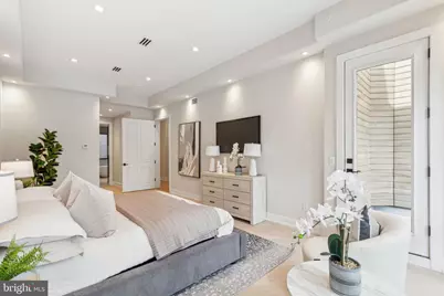 338 S Hicks Street, Philadelphia, PA 19102 - Photo 12