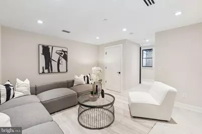 338 S Hicks Street, Philadelphia, PA 19102 - Photo 52