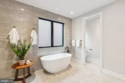 338 S Hicks Street, Philadelphia, PA 19102 - Photo 20