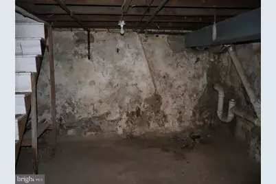 122 E Meehan Avenue, Philadelphia, PA 19119 - Photo 18